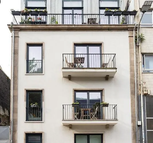 Almada Downtown By Da'home *