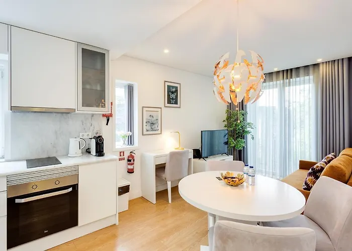 Almada Downtown By Da'home Apartament *